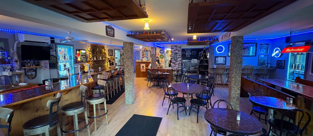 Route 8 Pub